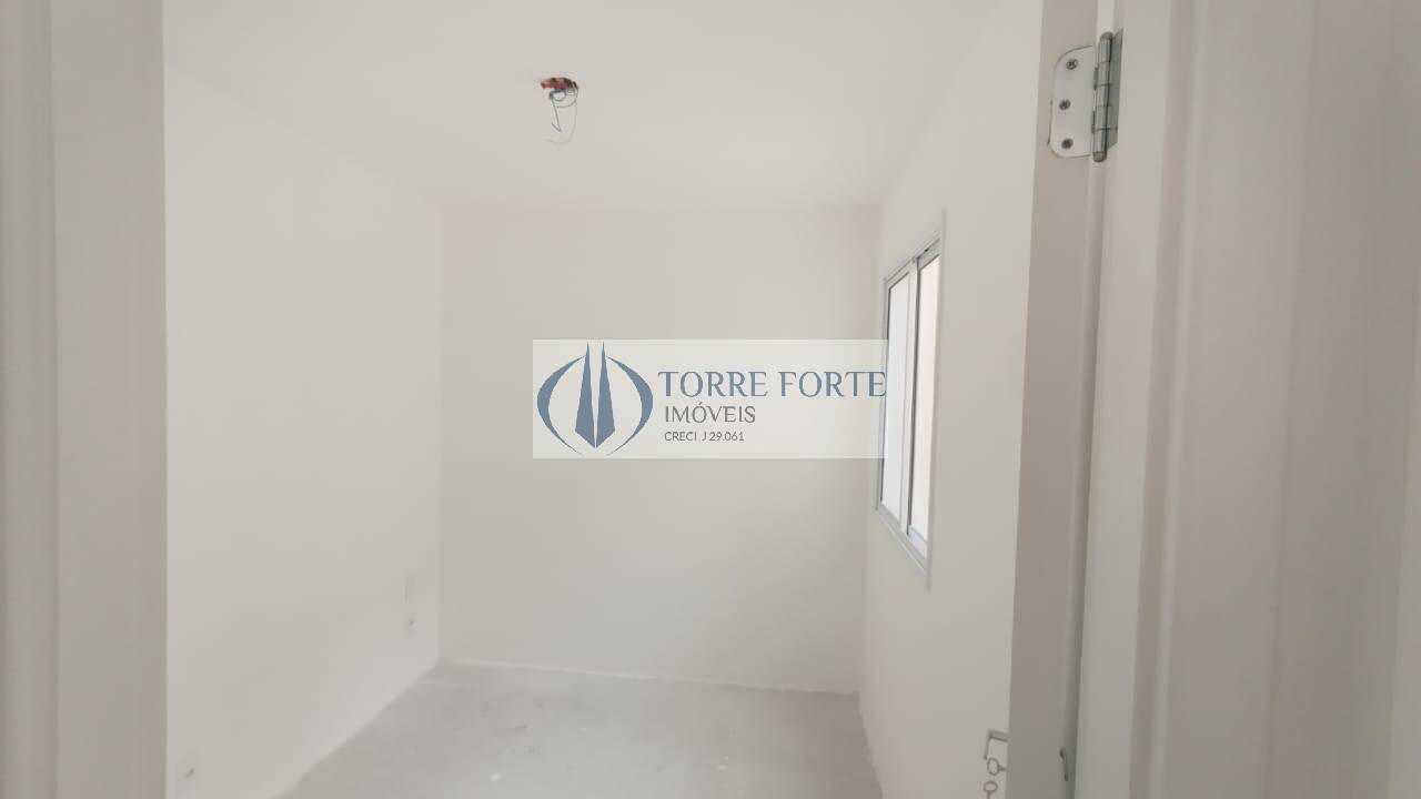 Apartamento à venda com 2 quartos, 40m² - Foto 2