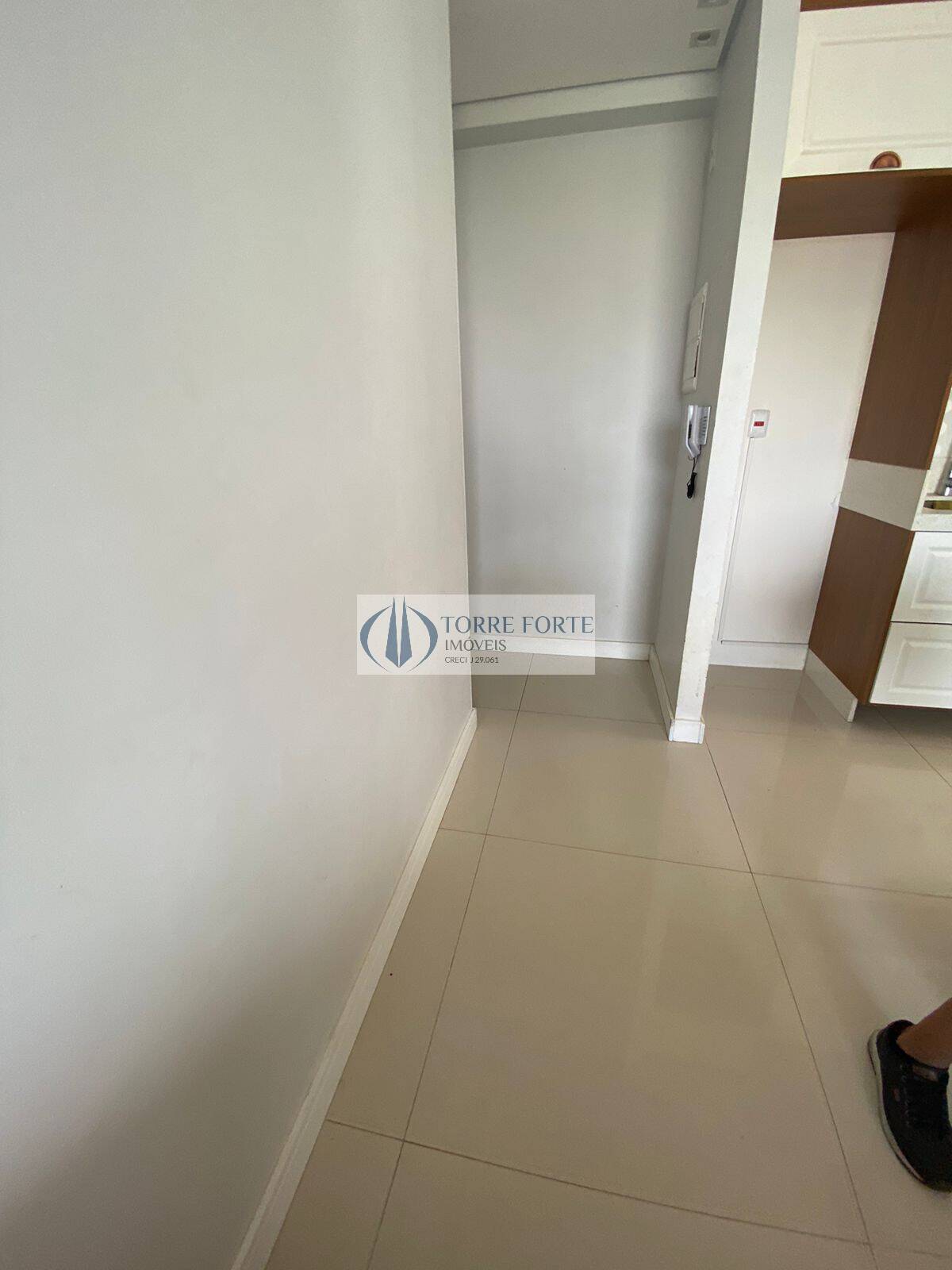 Apartamento à venda com 2 quartos, 45m² - Foto 6