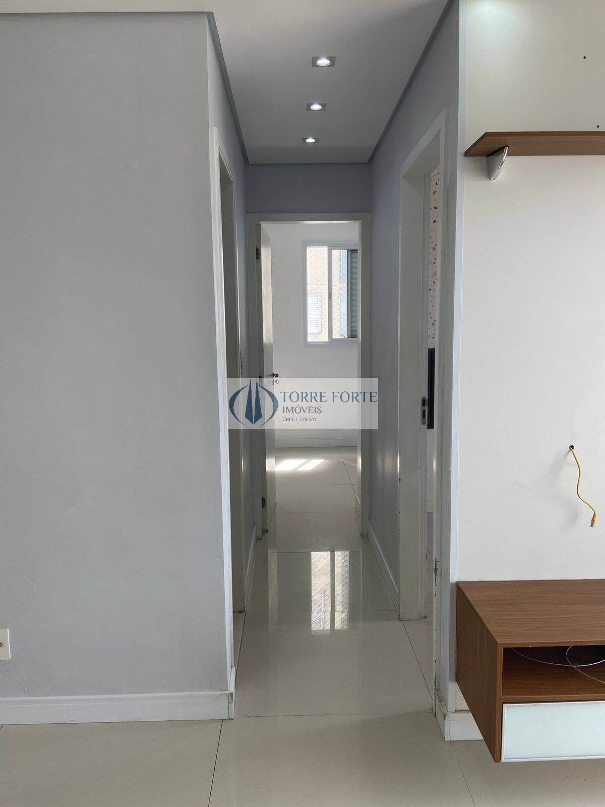 Apartamento à venda com 2 quartos, 45m² - Foto 11