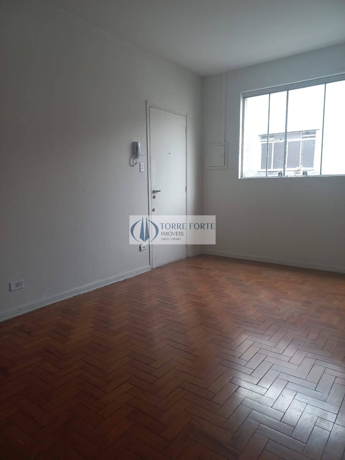 Apartamento à venda com 2 quartos, 81m² - Foto 3