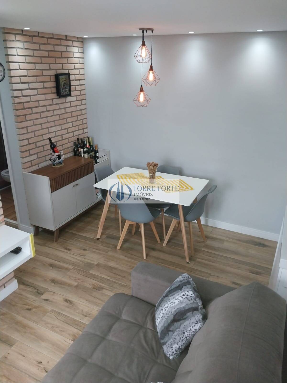 Apartamento à venda com 2 quartos, 45m² - Foto 3