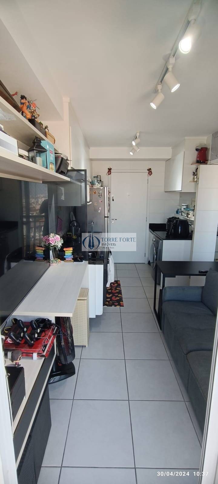 Apartamento à venda com 1 quarto, 28m² - Foto 5