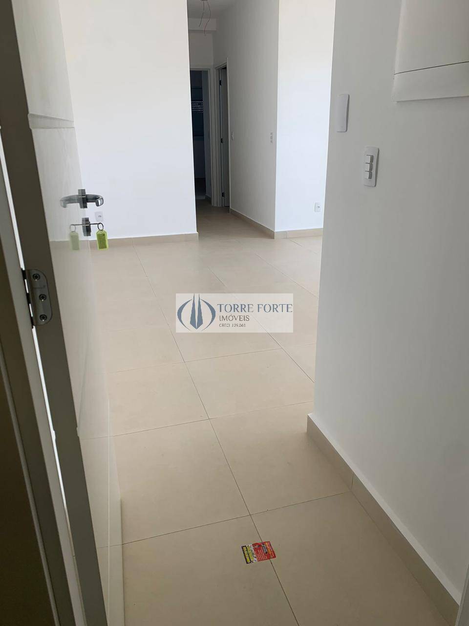 Apartamento à venda com 2 quartos, 56m² - Foto 12