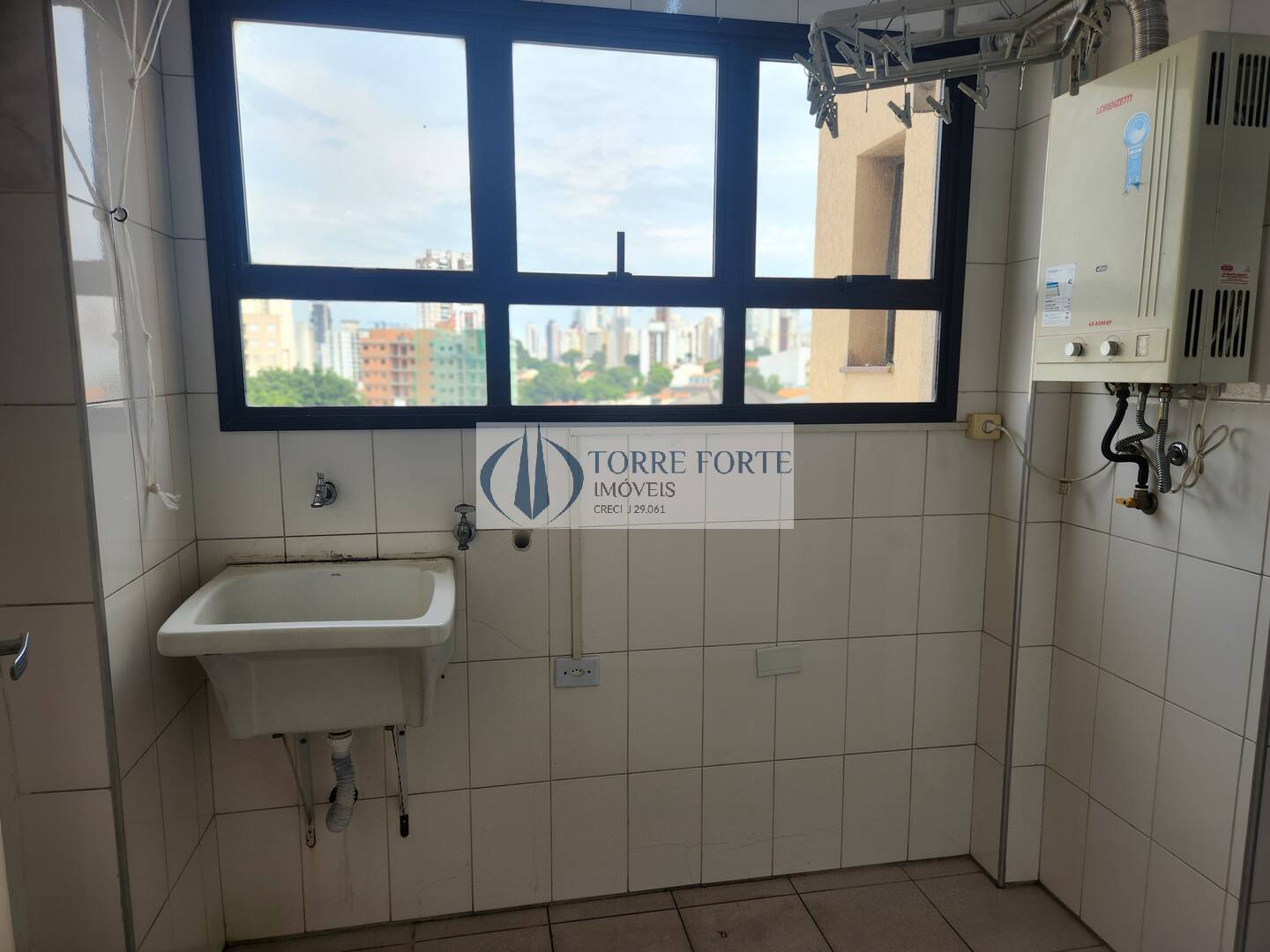 Apartamento à venda com 2 quartos, 69m² - Foto 7