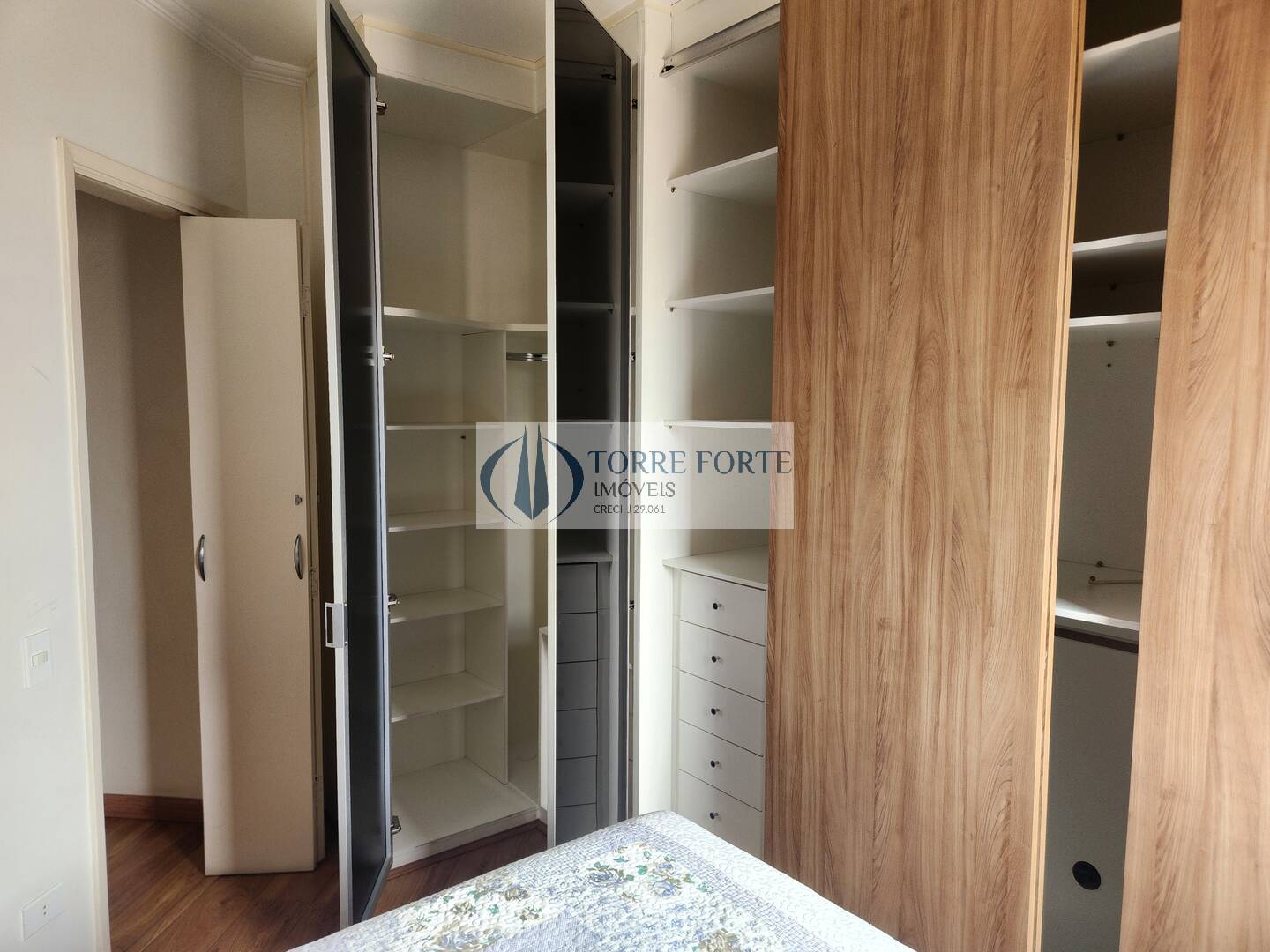 Apartamento à venda com 2 quartos, 69m² - Foto 15