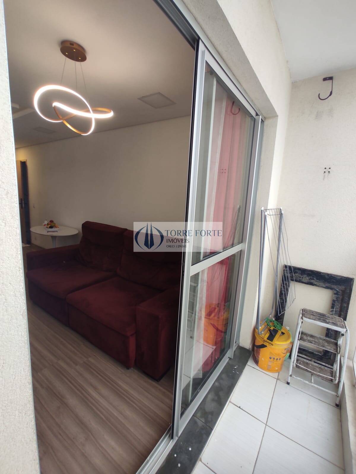 Apartamento à venda com 3 quartos, 75m² - Foto 10