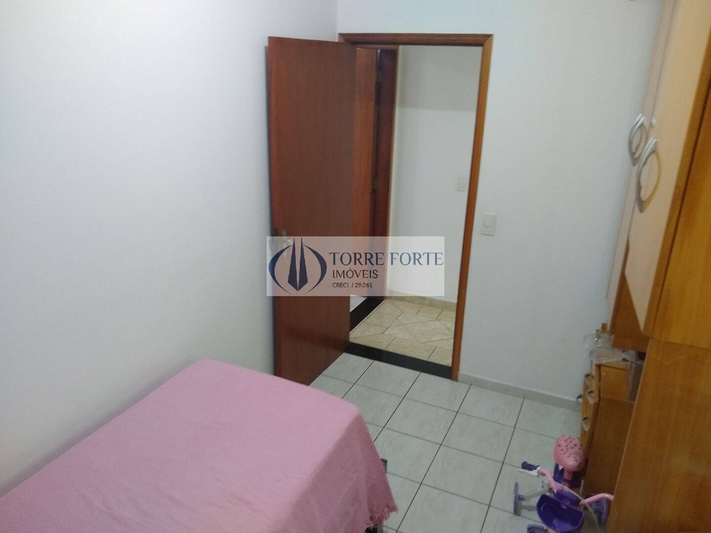 Apartamento à venda com 3 quartos, 91m² - Foto 4