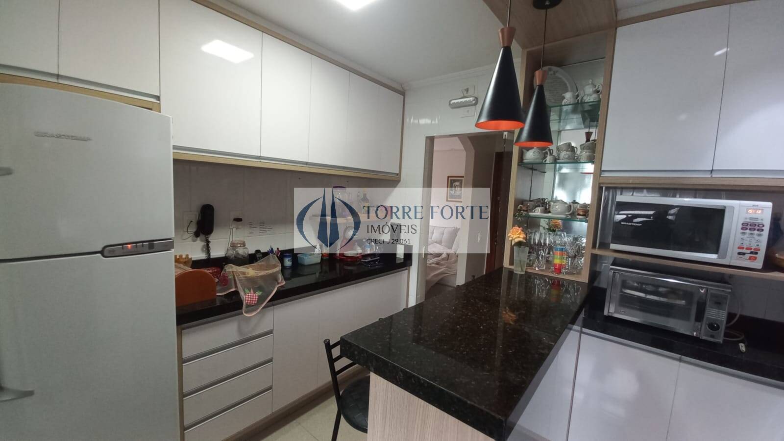 Apartamento à venda com 3 quartos, 80m² - Foto 8