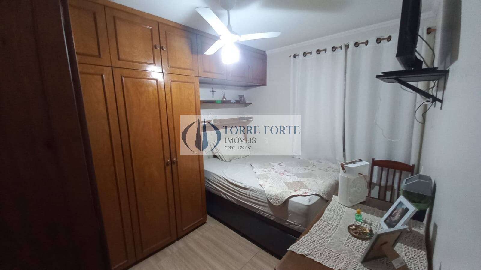 Apartamento à venda com 3 quartos, 80m² - Foto 9