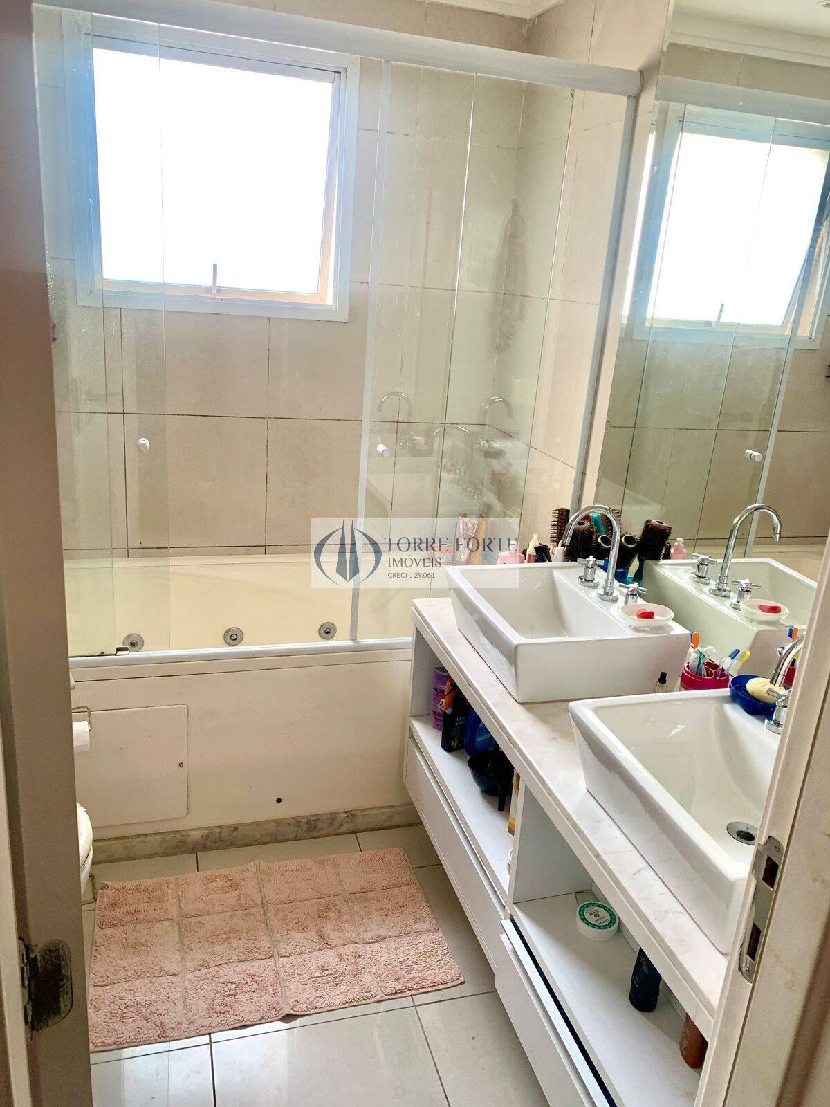 Apartamento à venda com 4 quartos, 156m² - Foto 12