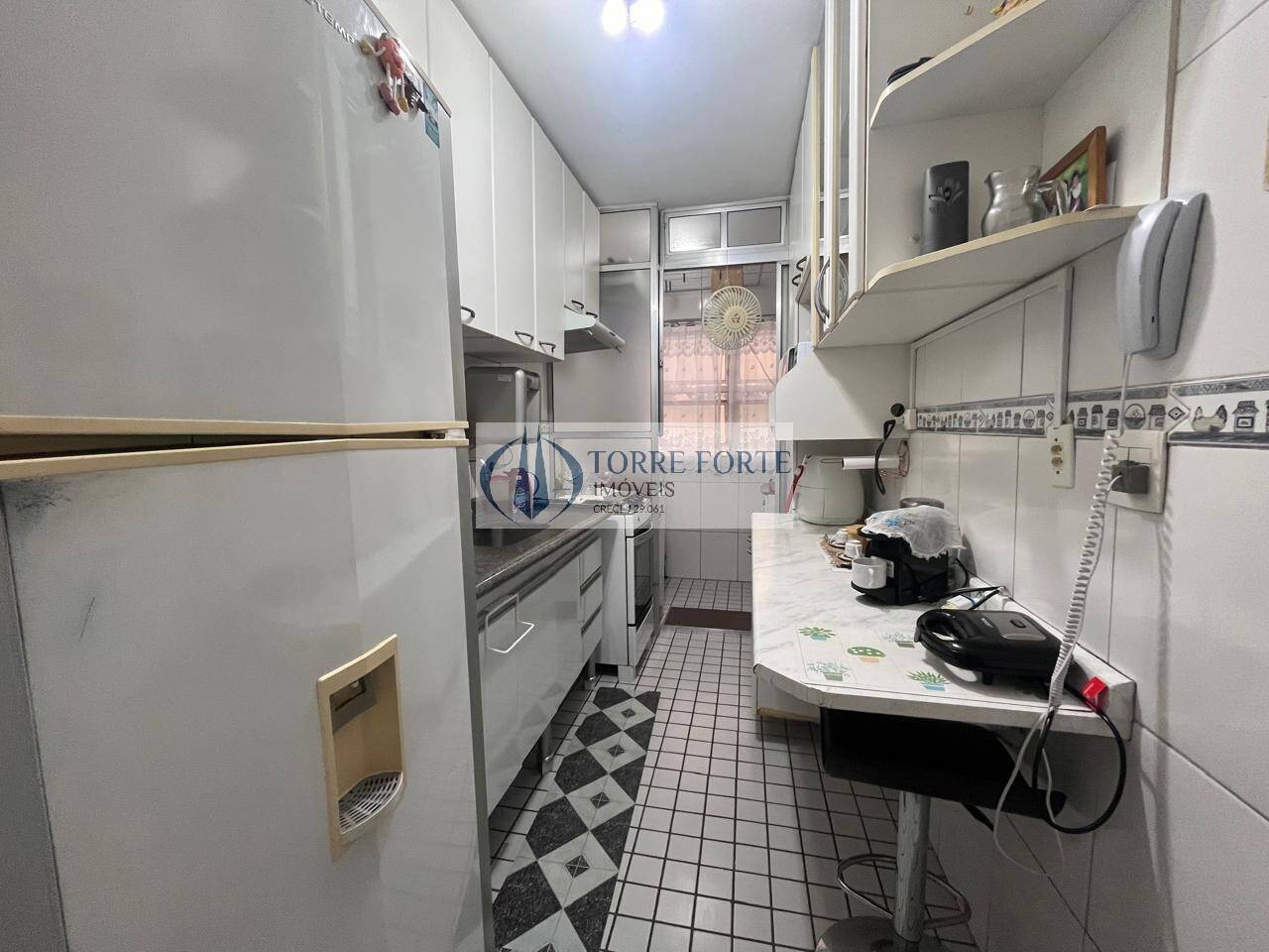 Apartamento à venda com 3 quartos, 64m² - Foto 7