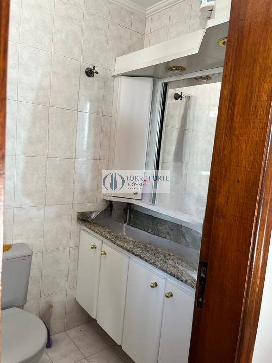 Apartamento à venda com 3 quartos, 75m² - Foto 12