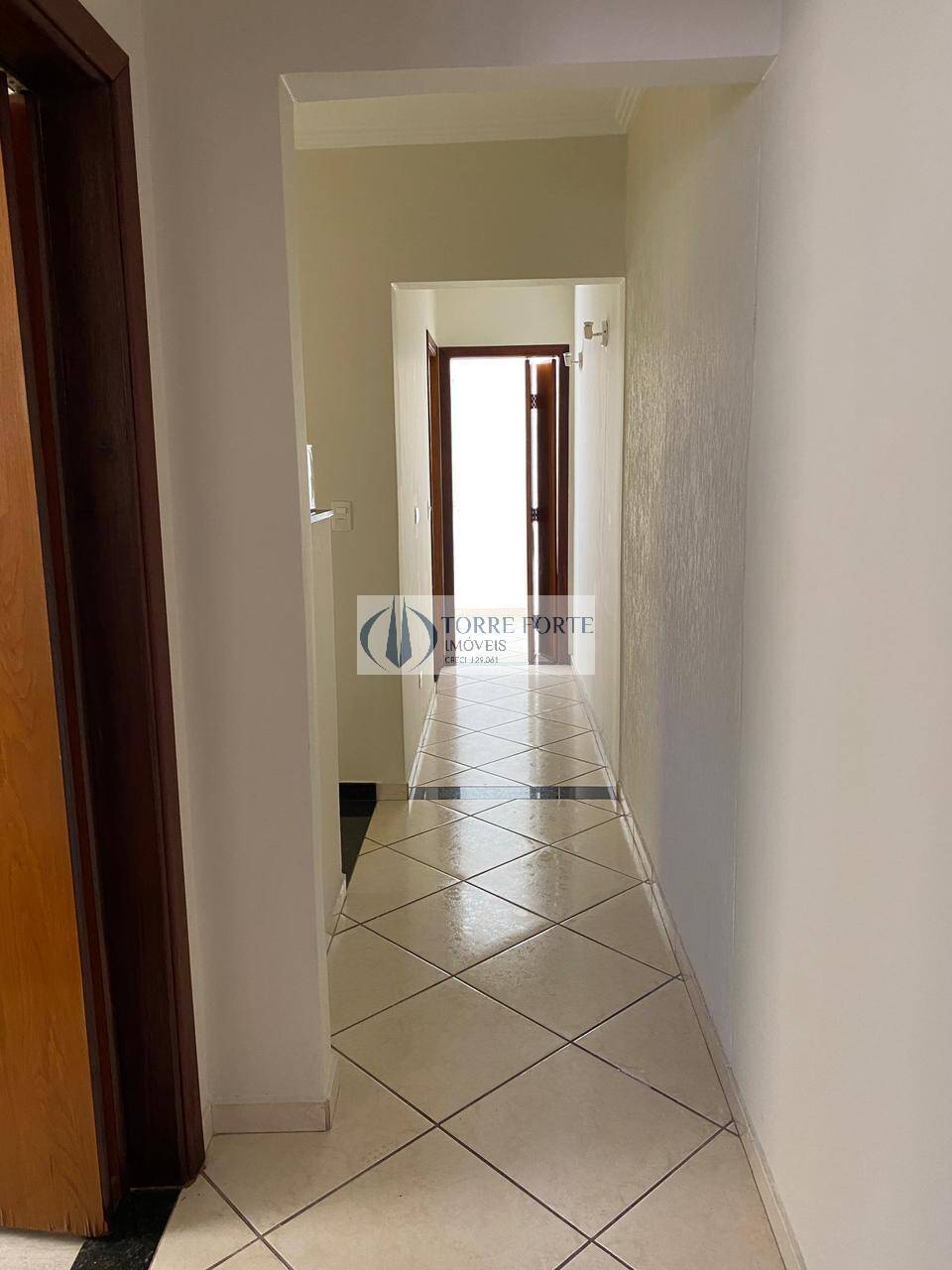 Sobrado à venda com 3 quartos, 150m² - Foto 4