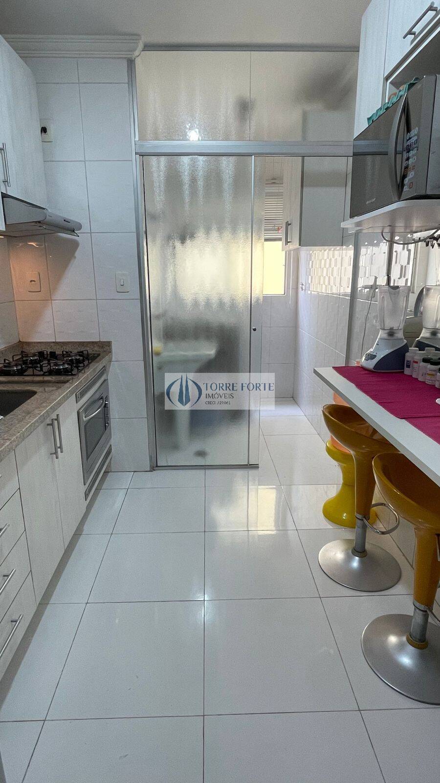 Apartamento para alugar com 2 quartos, 55m² - Foto 15