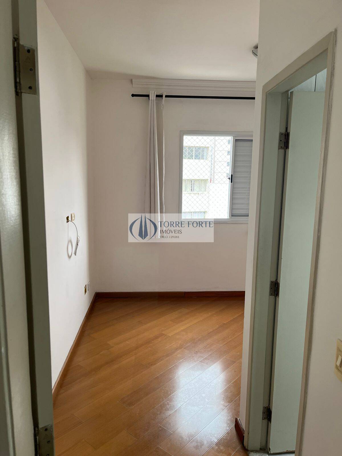 Apartamento à venda com 2 quartos, 67m² - Foto 4