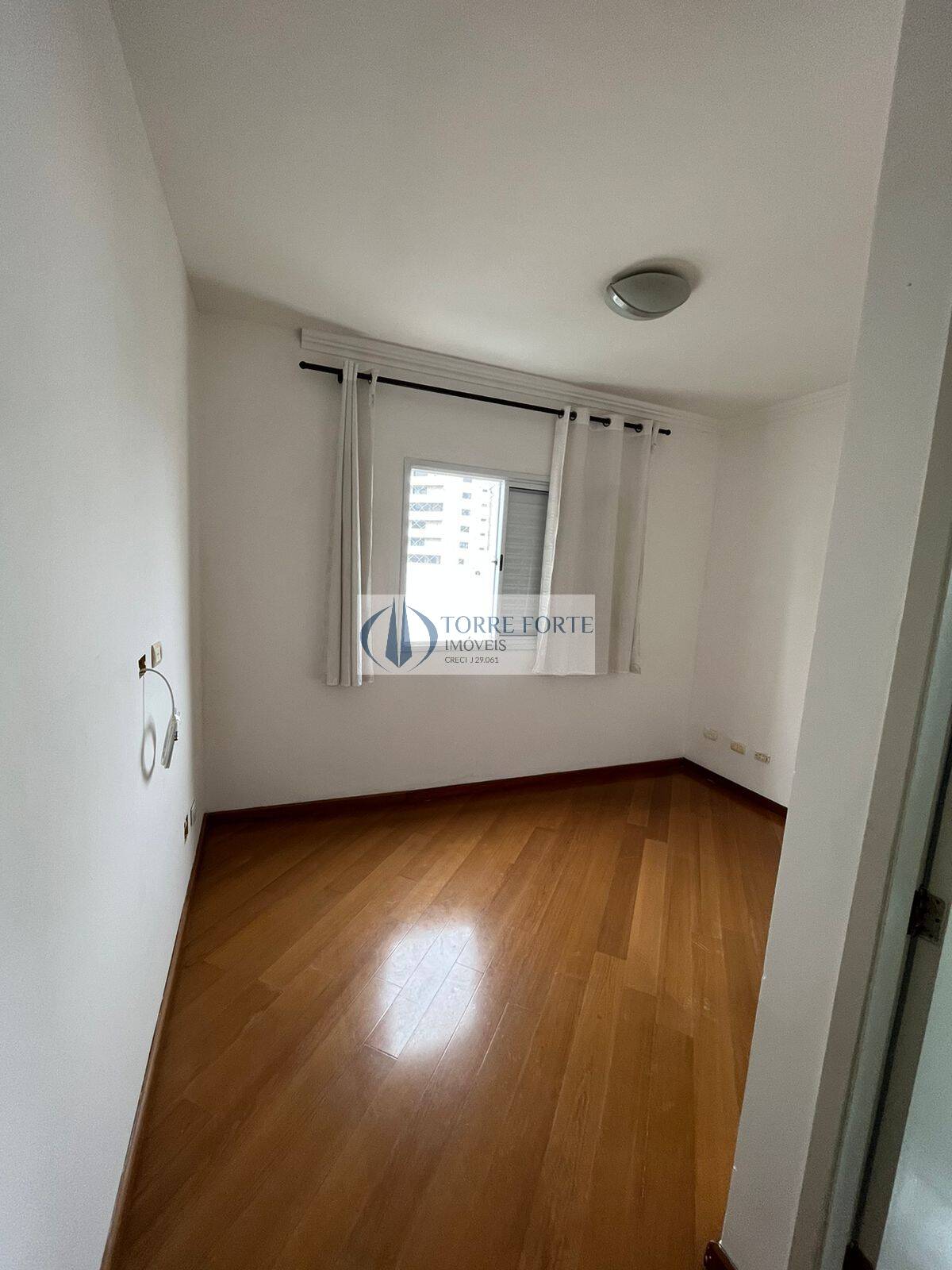 Apartamento à venda com 2 quartos, 67m² - Foto 5