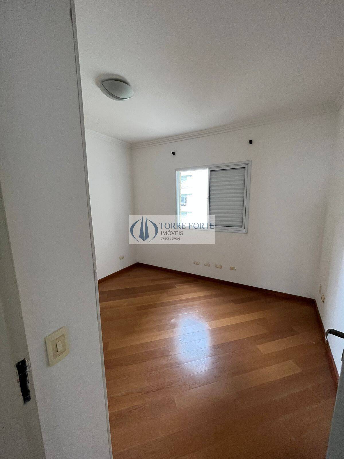 Apartamento à venda com 2 quartos, 67m² - Foto 6