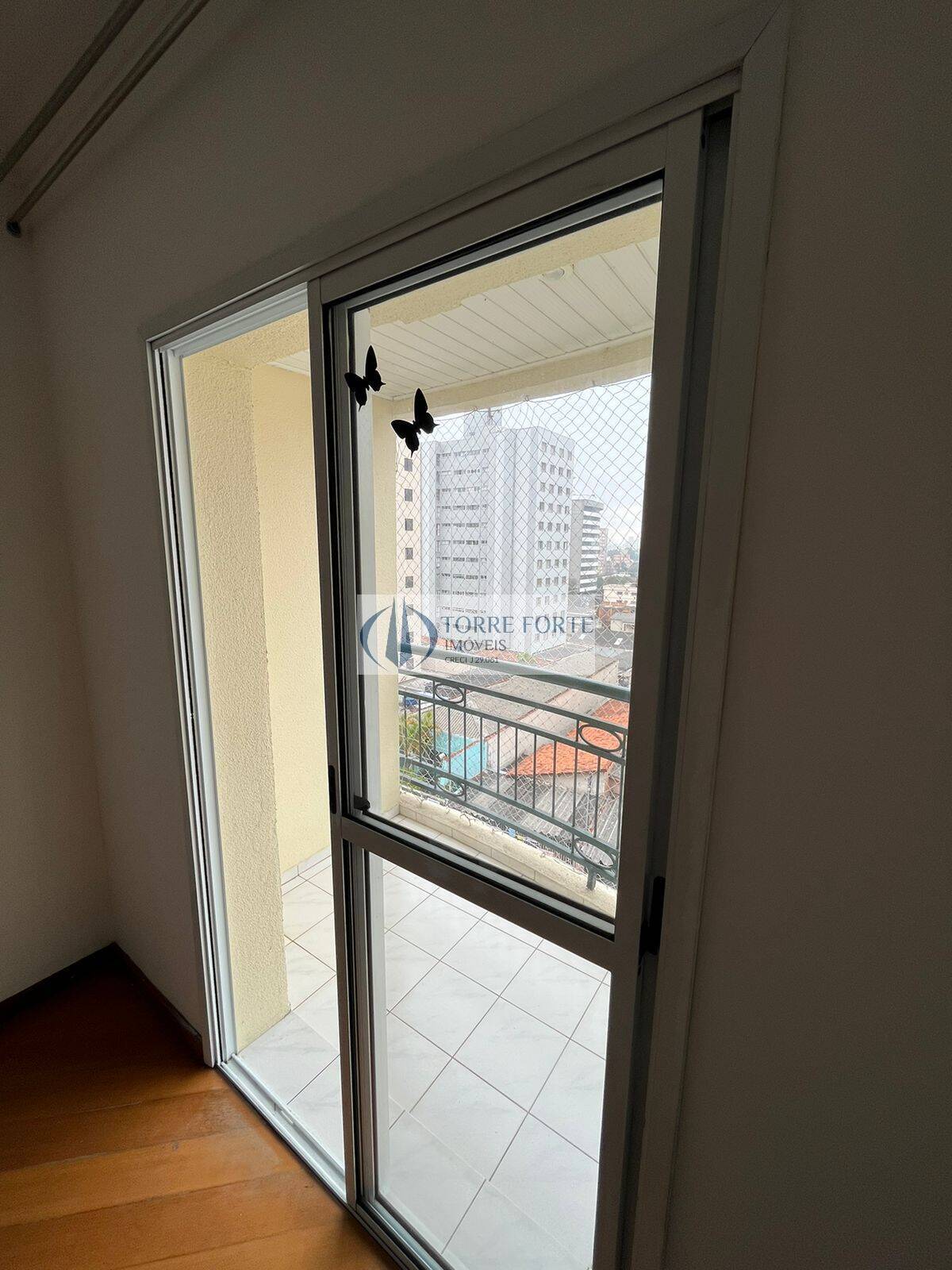 Apartamento à venda com 2 quartos, 67m² - Foto 9