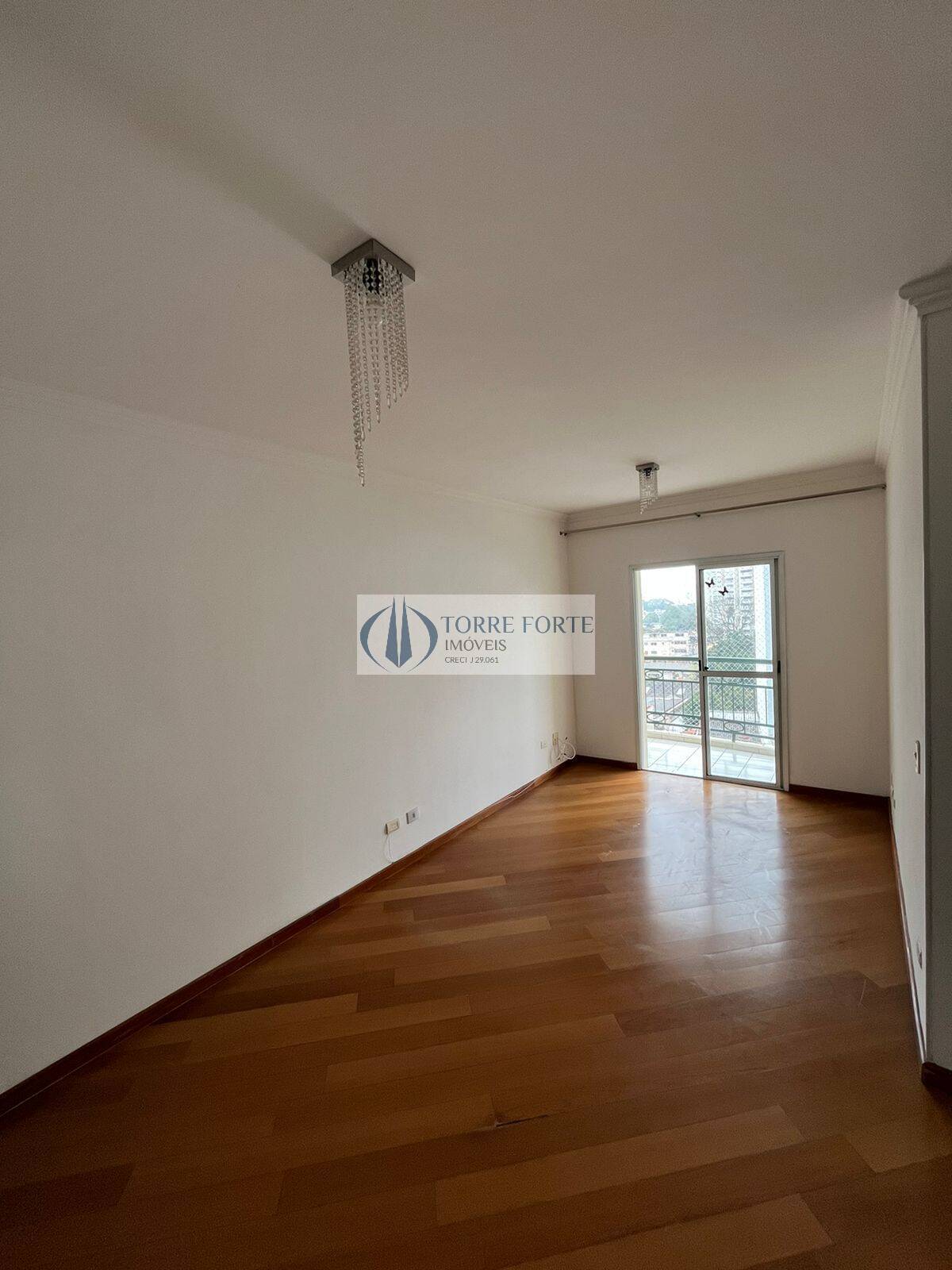 Apartamento à venda com 2 quartos, 67m² - Foto 1