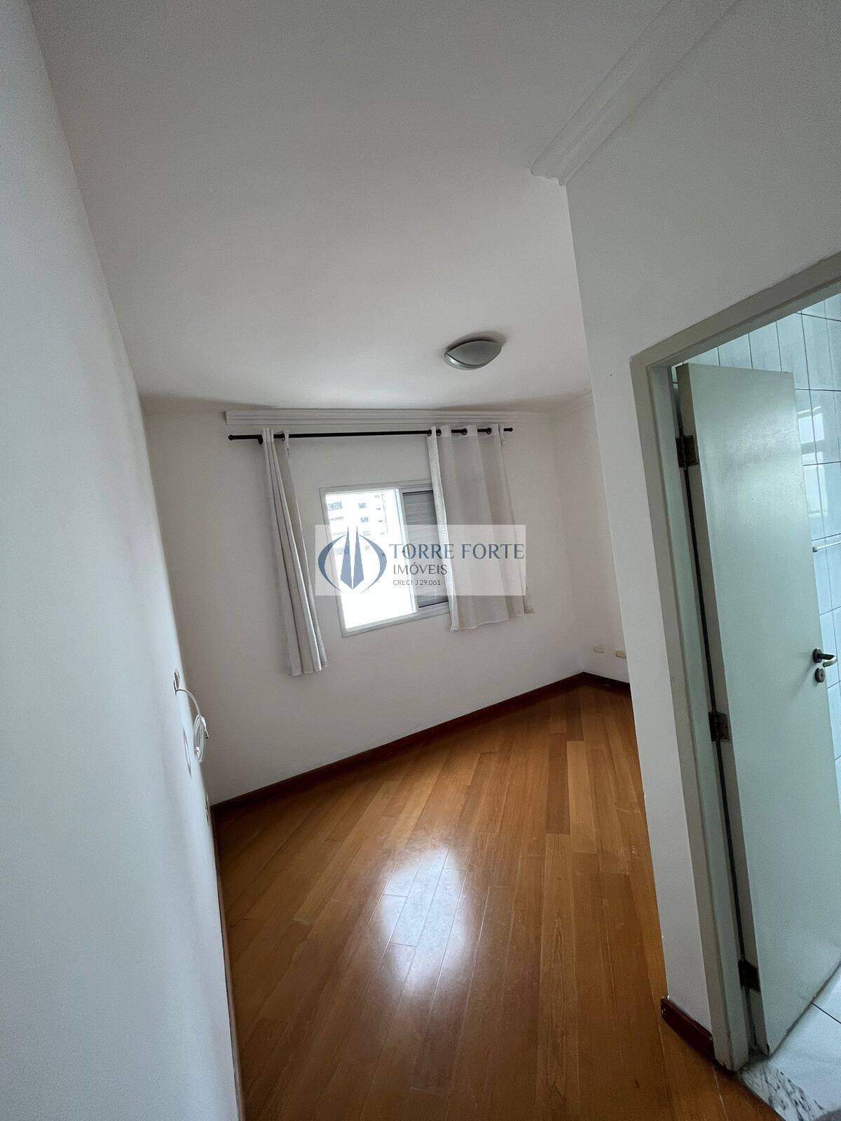 Apartamento à venda com 2 quartos, 67m² - Foto 10