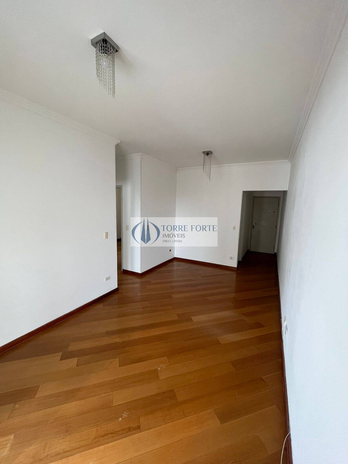 Apartamento à venda com 2 quartos, 67m² - Foto 11