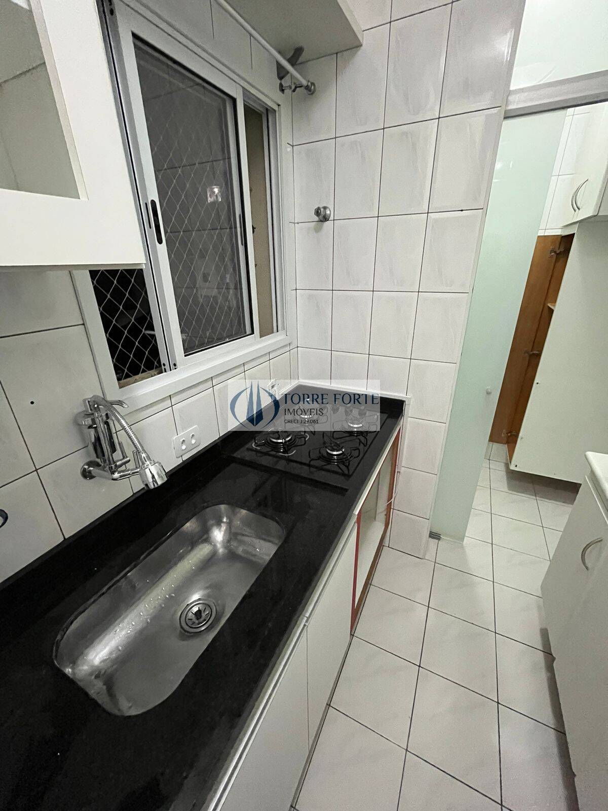 Apartamento à venda com 2 quartos, 67m² - Foto 13