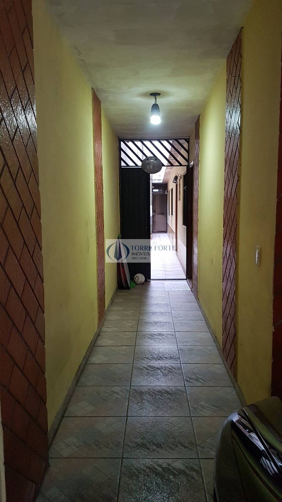 Sobrado à venda com 2 quartos, 175m² - Foto 11