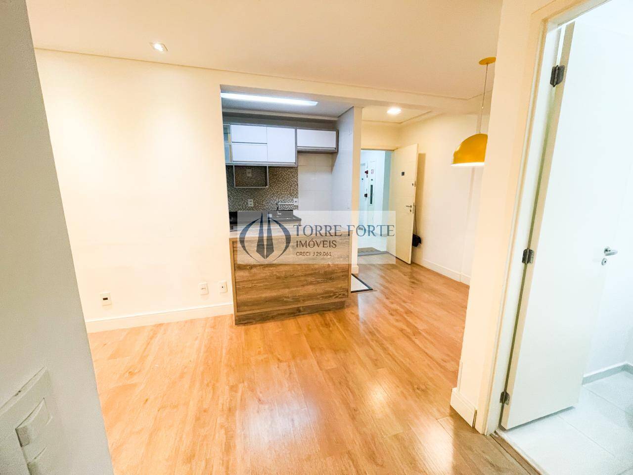 Apartamento à venda com 2 quartos, 67m² - Foto 5