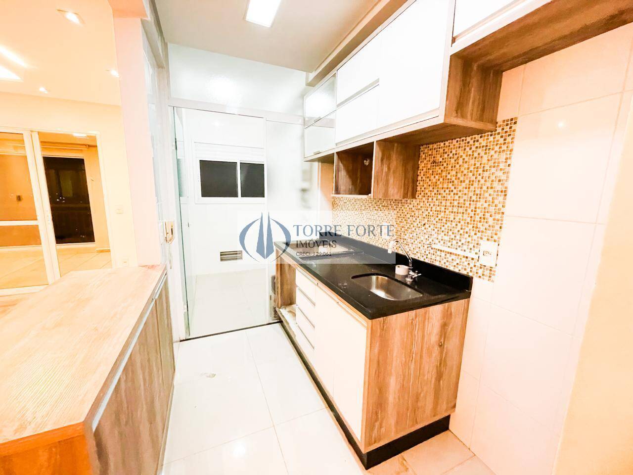 Apartamento à venda com 2 quartos, 67m² - Foto 7