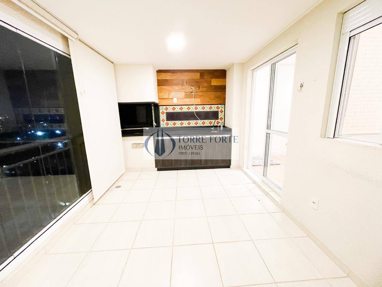 Apartamento à venda com 2 quartos, 67m² - Foto 20