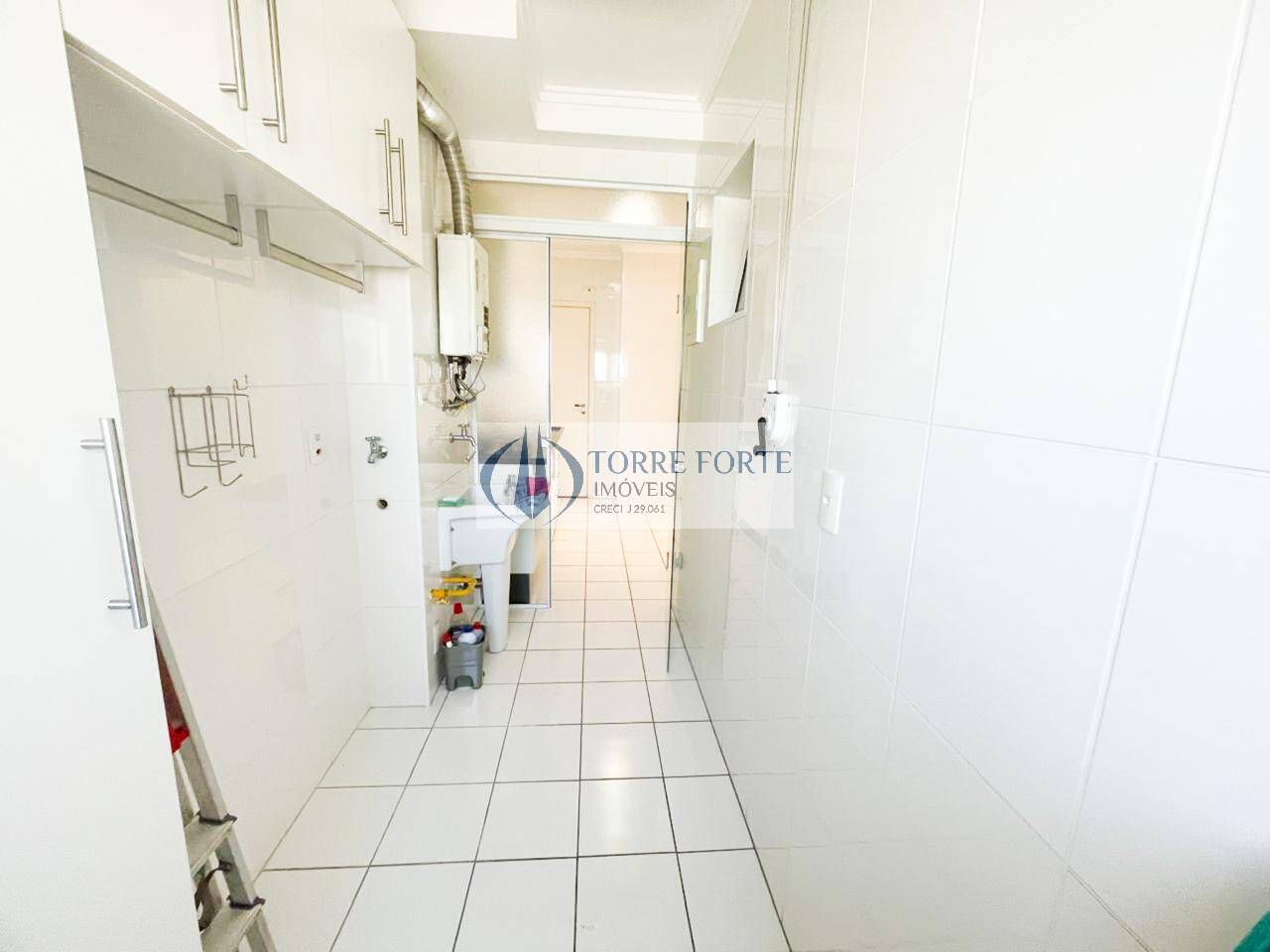 Apartamento à venda com 3 quartos, 84m² - Foto 22