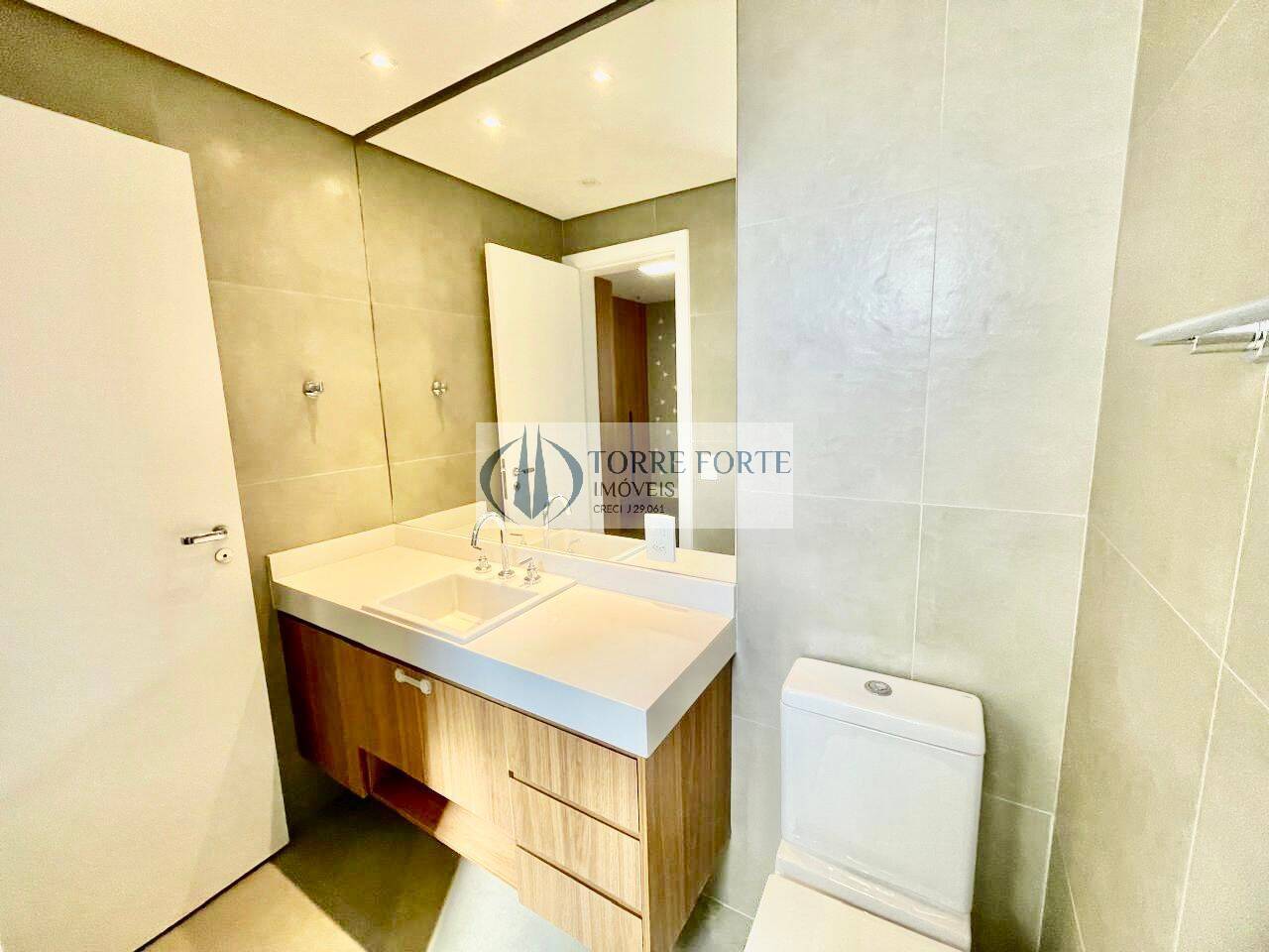 Apartamento à venda e aluguel com 2 quartos, 150m² - Foto 25