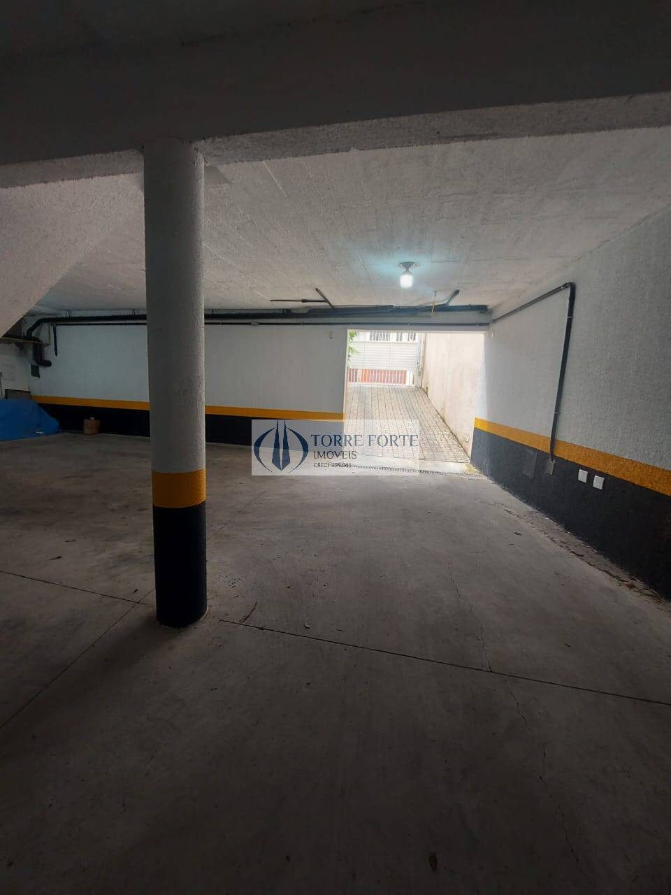 Sobrado à venda com 3 quartos, 200m² - Foto 11