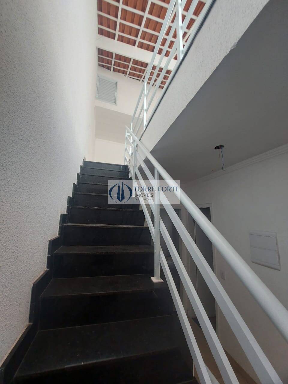 Sobrado à venda com 3 quartos, 200m² - Foto 15