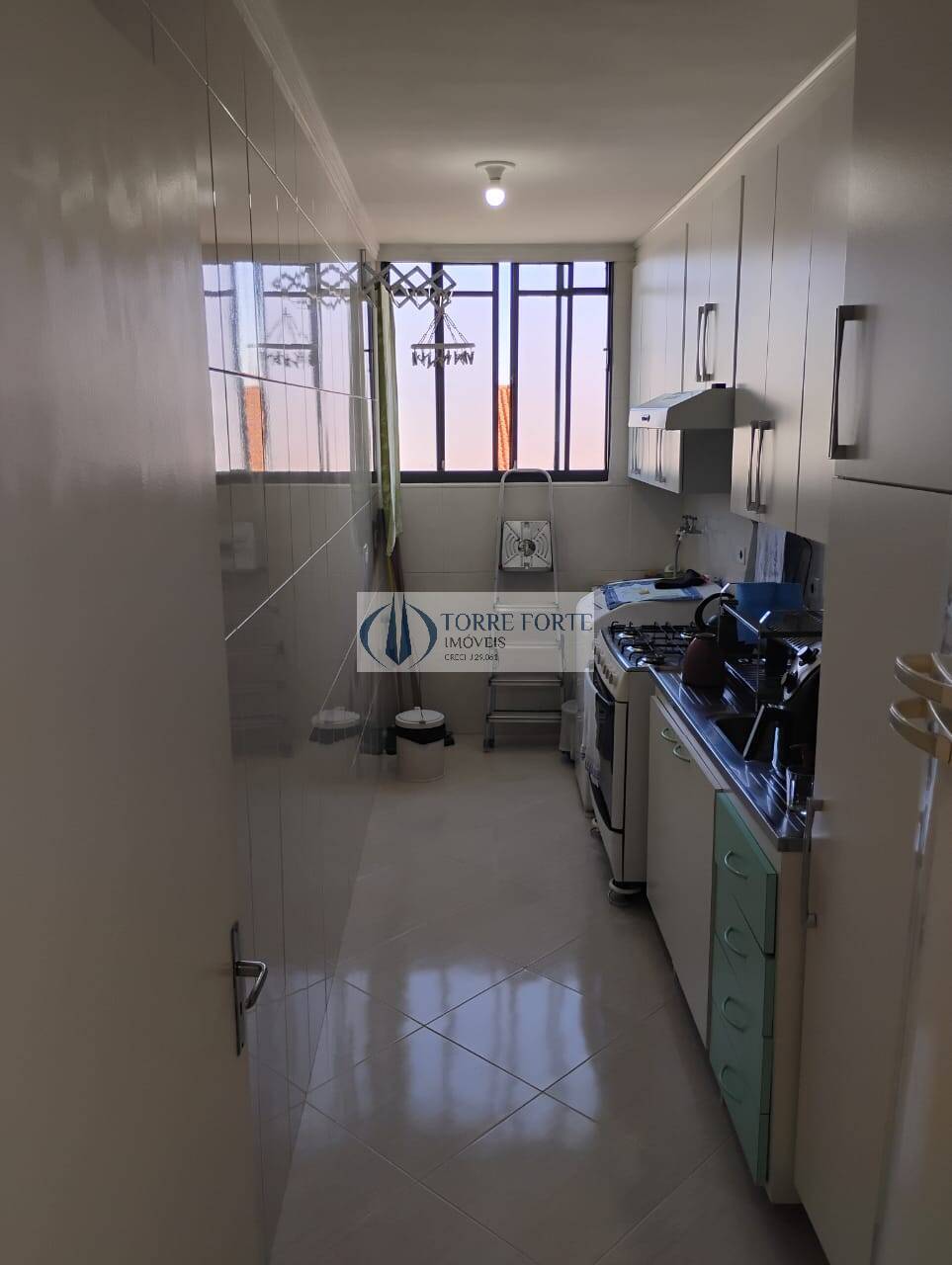 Apartamento à venda com 2 quartos, 57m² - Foto 7