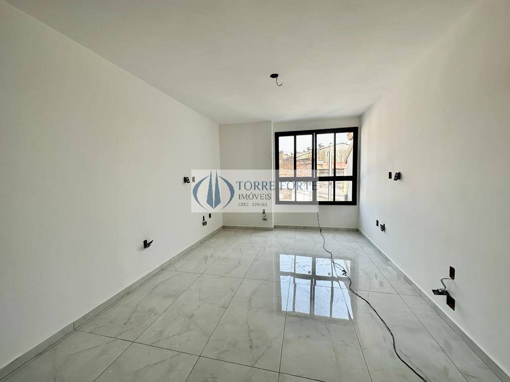 Casa à venda com 3 quartos, 110m² - Foto 9