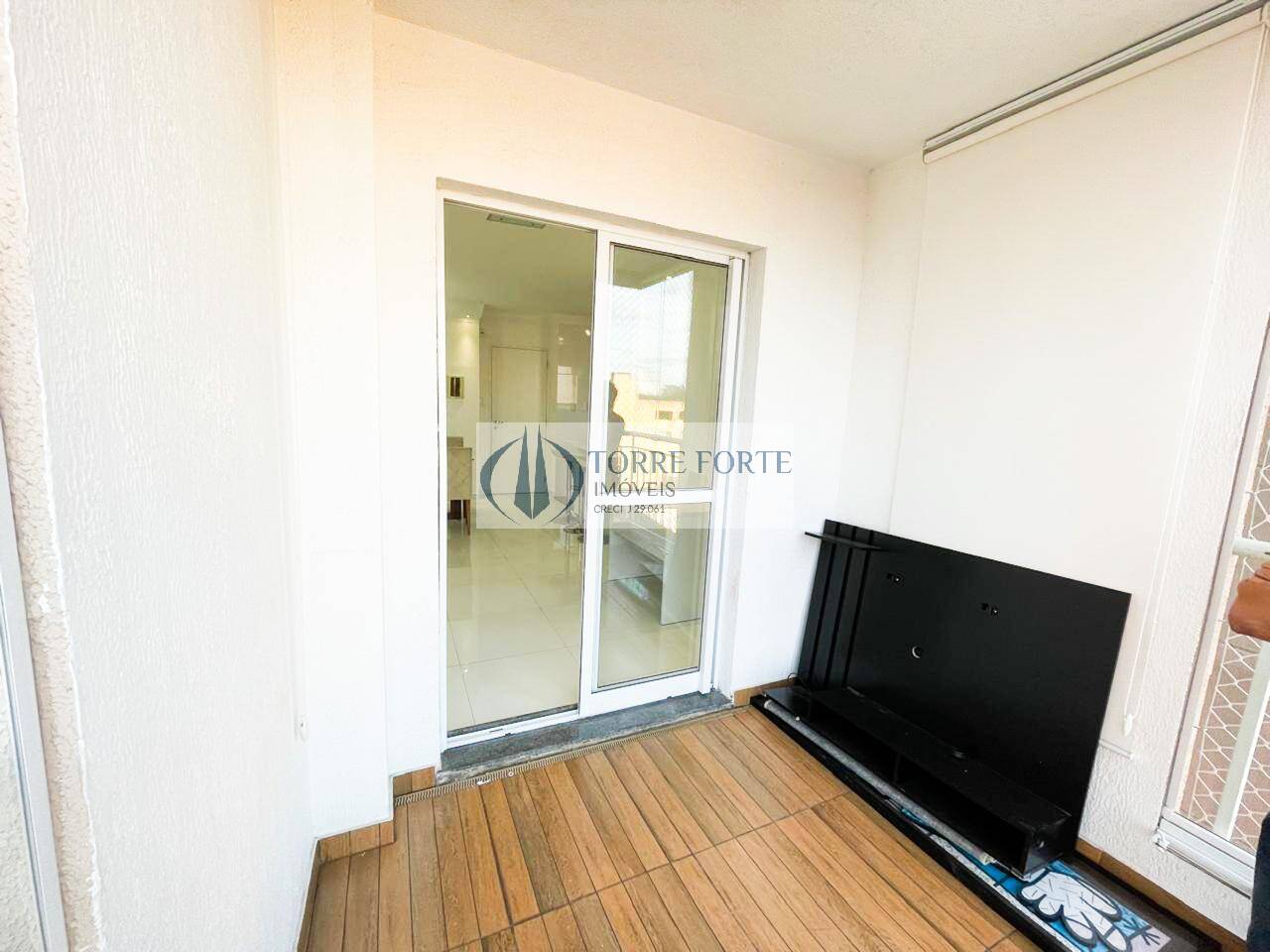 Apartamento à venda com 2 quartos, 55m² - Foto 18