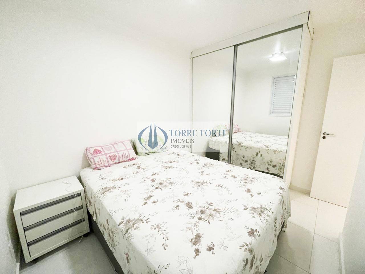 Apartamento à venda com 2 quartos, 55m² - Foto 25