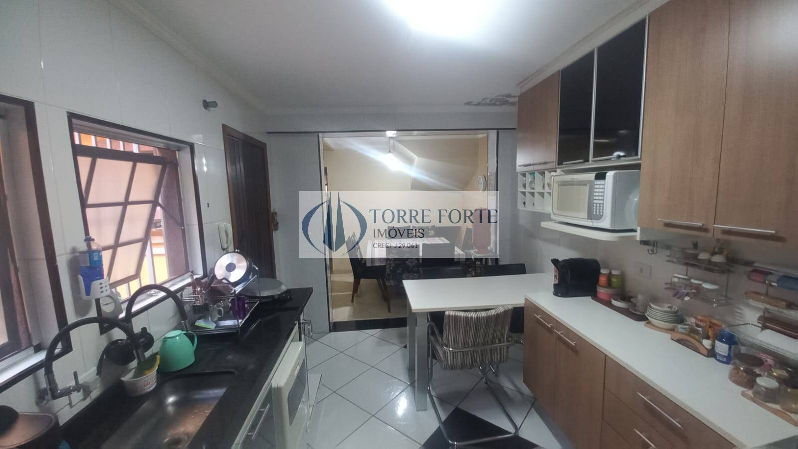 Sobrado à venda com 3 quartos, 228m² - Foto 32