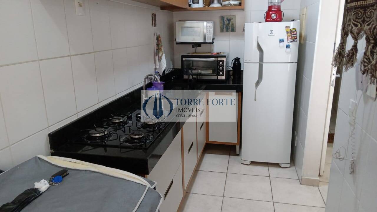 Apartamento à venda com 2 quartos, 51m² - Foto 5