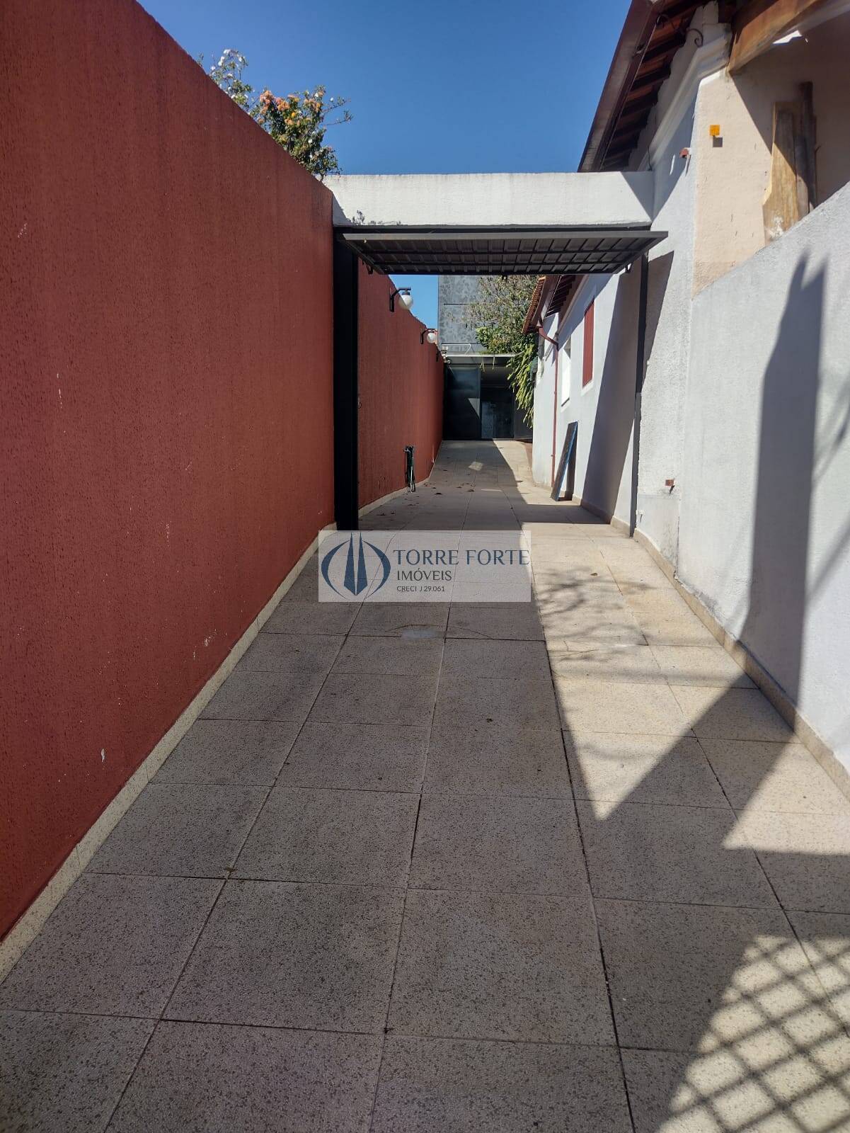 Prédio Inteiro para alugar, 300m² - Foto 4