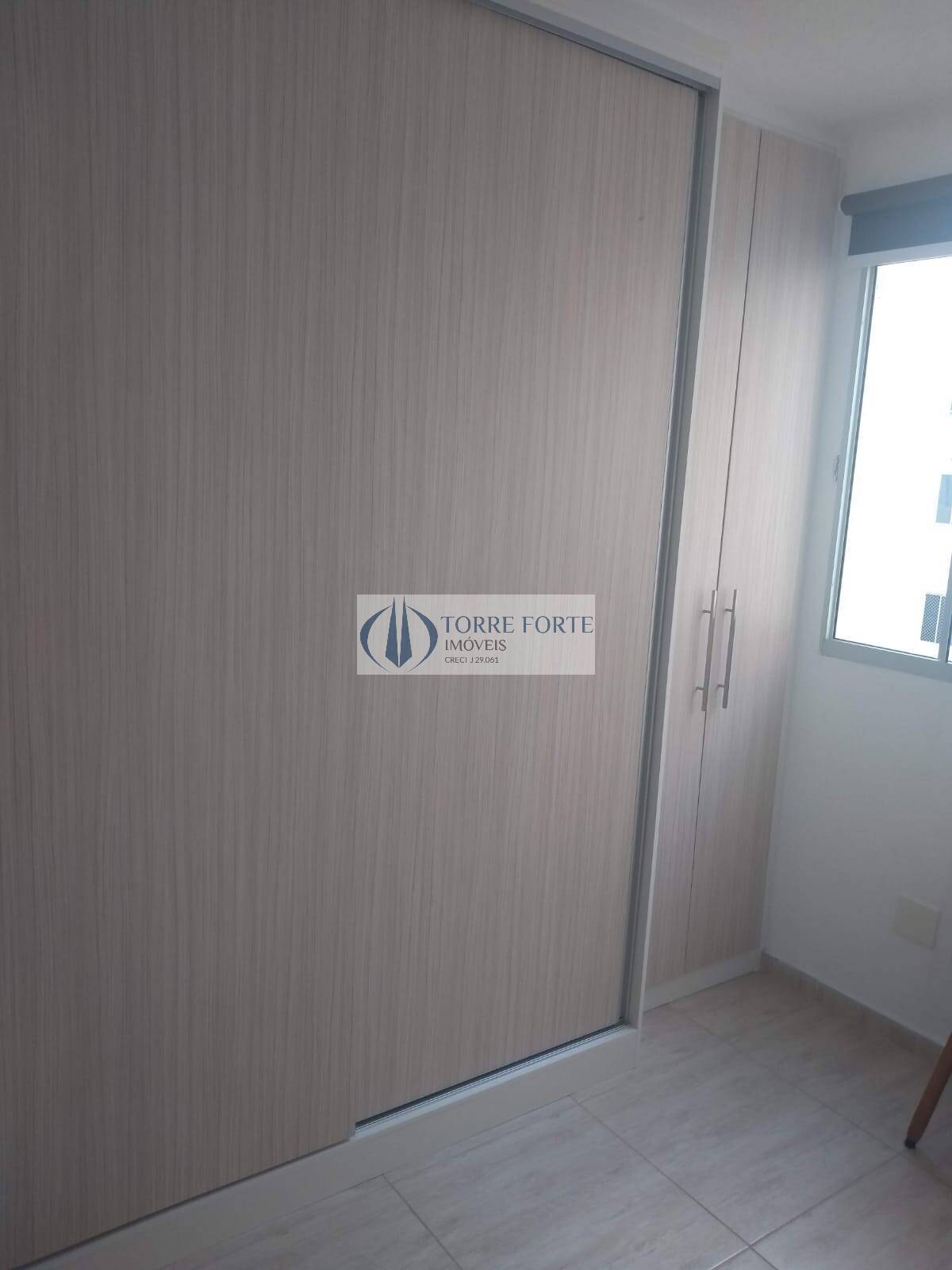 Apartamento à venda com 2 quartos, 40m² - Foto 14