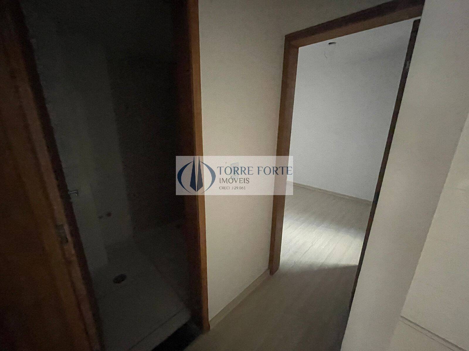 Apartamento à venda com 2 quartos, 42m² - Foto 17