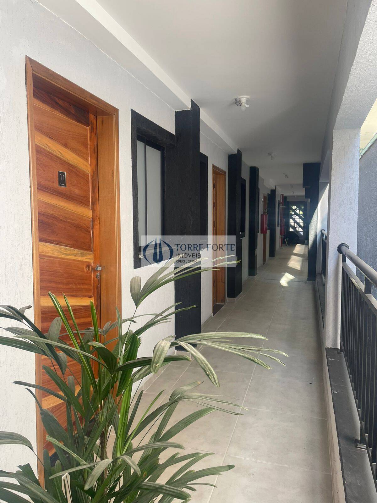 Apartamento à venda com 2 quartos, 42m² - Foto 4