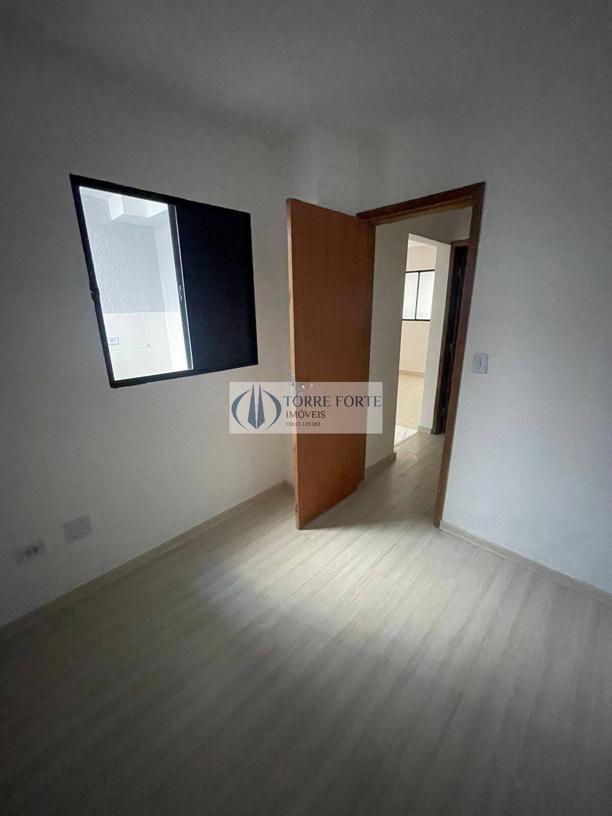 Apartamento à venda com 2 quartos, 42m² - Foto 9