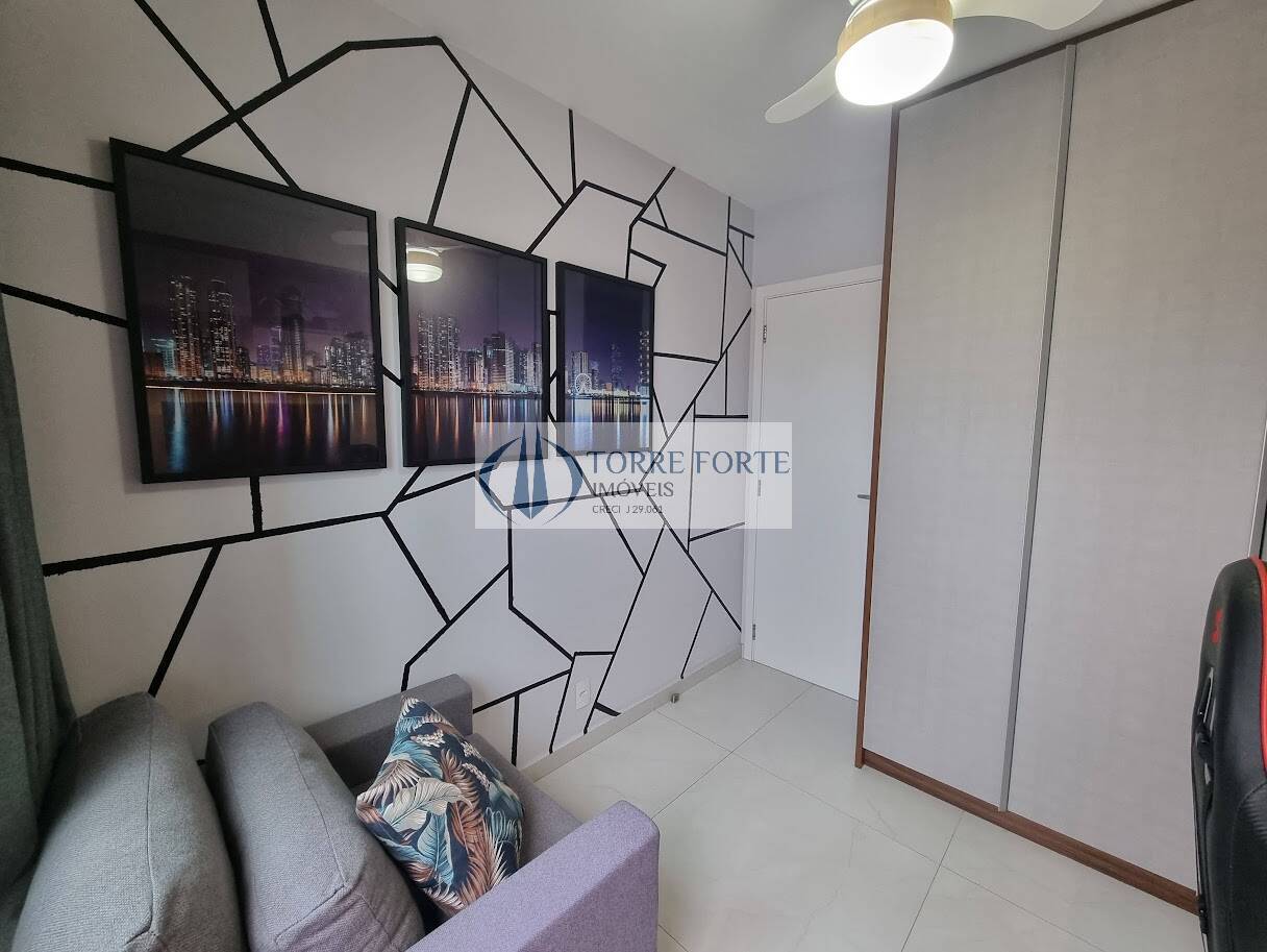 Apartamento à venda com 2 quartos, 58m² - Foto 13