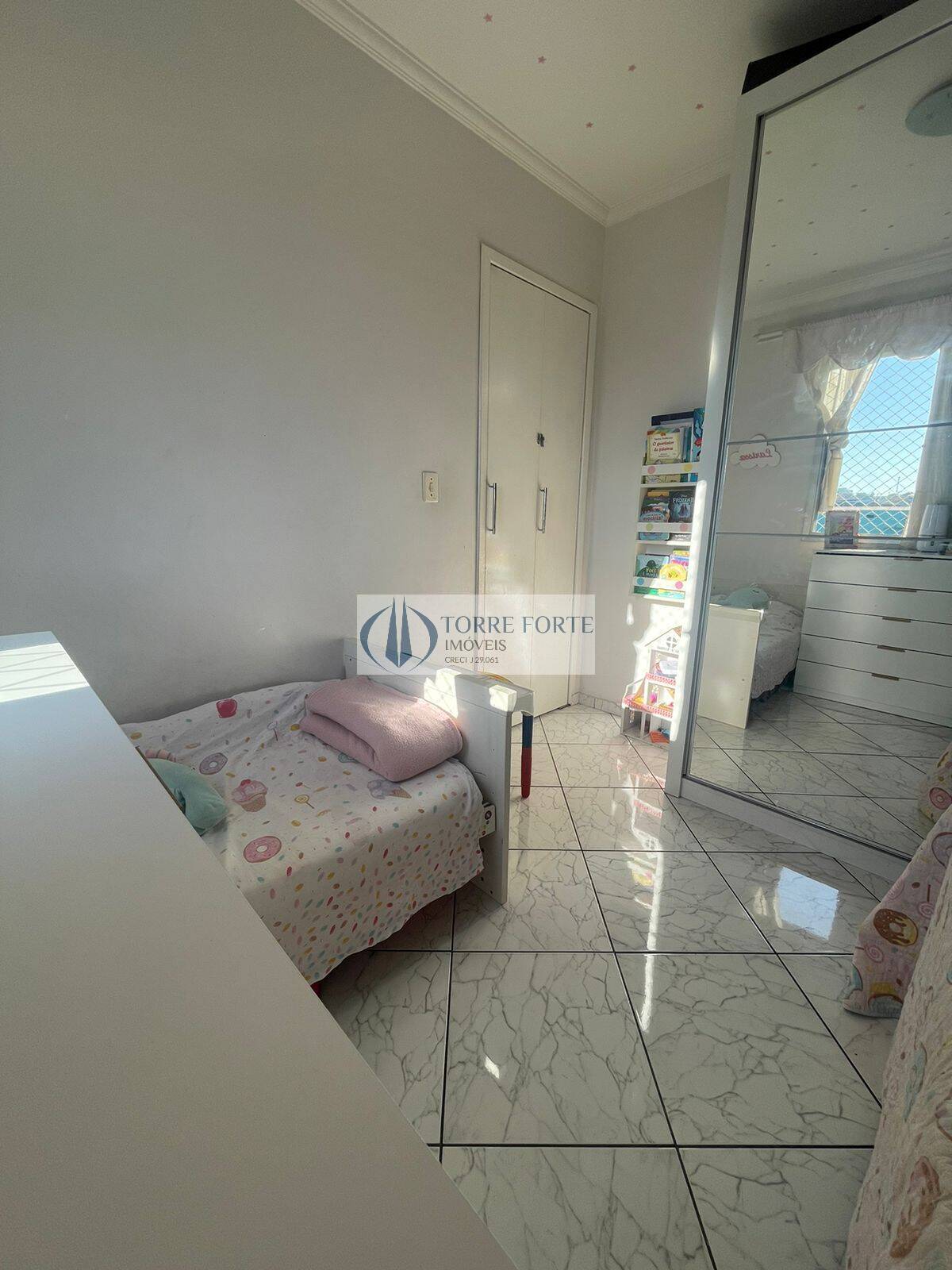 Apartamento à venda com 2 quartos, 56m² - Foto 20