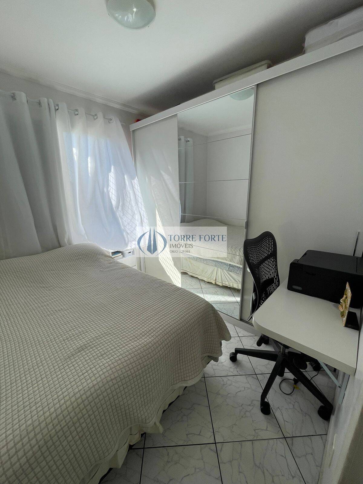 Apartamento à venda com 2 quartos, 56m² - Foto 25