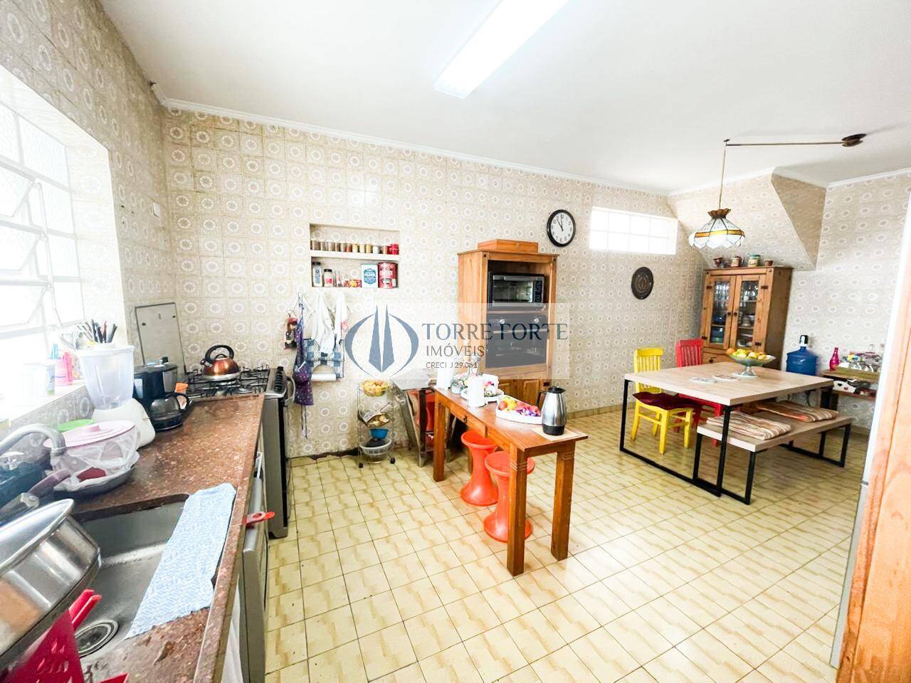 Casa à venda e aluguel com 3 quartos, 317m² - Foto 12