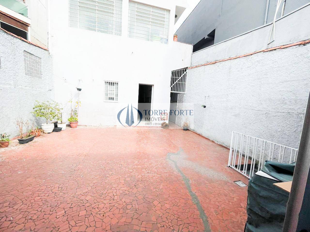 Casa à venda e aluguel com 3 quartos, 317m² - Foto 39